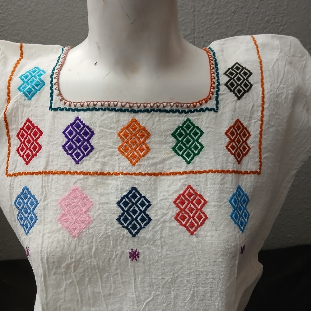Embroidered Beige Boho Top ( Bag U ) - Picture 4 of 4